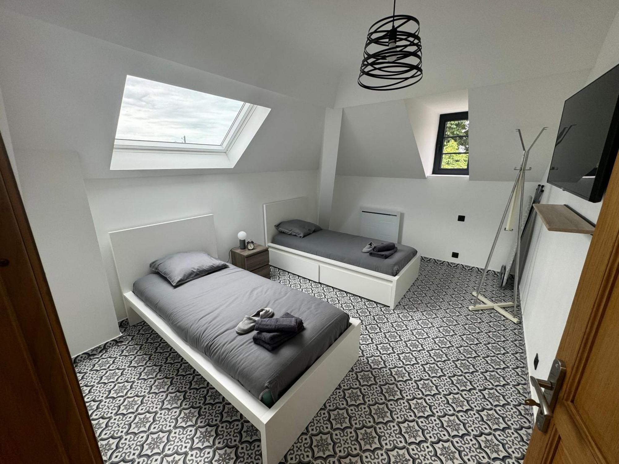 L'Etoile De Seine 77 Appartement 2 Dammarie-lè-Lys Exterior foto